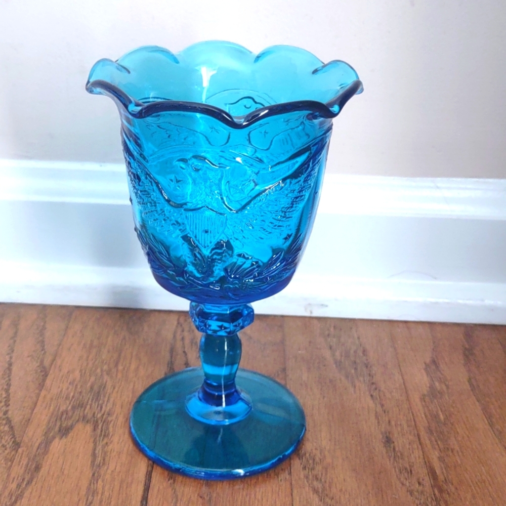 LE Smith Cobalt Blue American Eagle Stars Glass Goblet